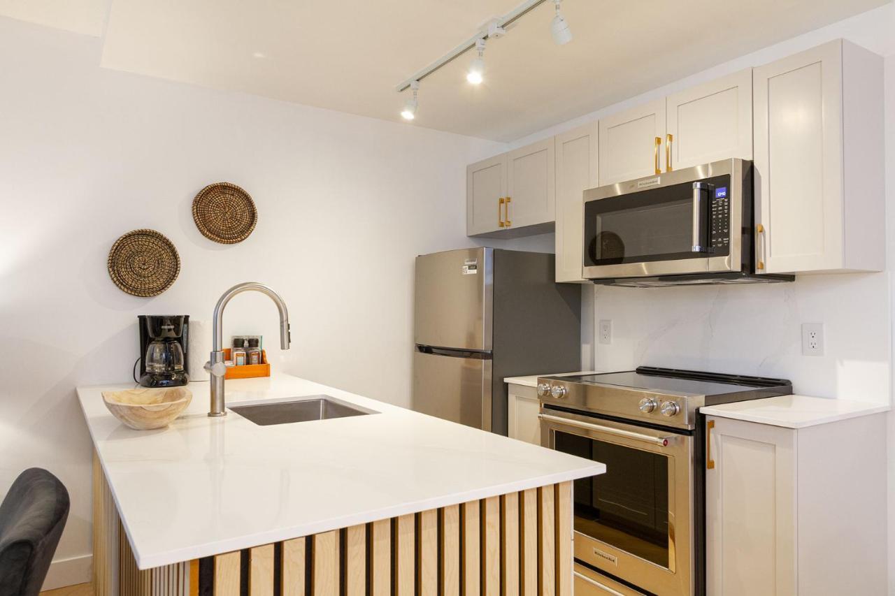 Newly Renovated Suite In Whistler Village Sleeps 4 מראה חיצוני תמונה